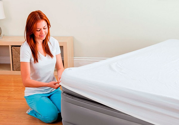 Pat gonflabil “Velur Comfort-Plush” 152х203х51 cm cu pompă încorporată 220V, până la 272 kg - imagine 3
