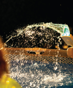 Pulverizator iluminat cu LED-uri pentru piscine cu cadru metalic